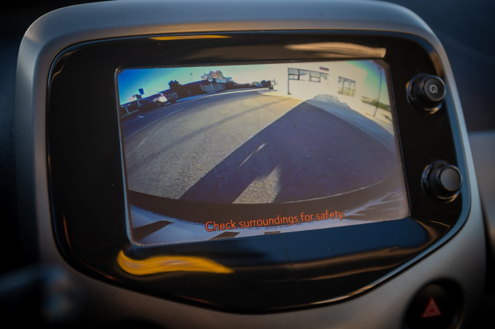 Toyota Aygo | Бензин | Камера | Обслужена | Икономична, снимка 11 - Автомобили и джипове - 54114864