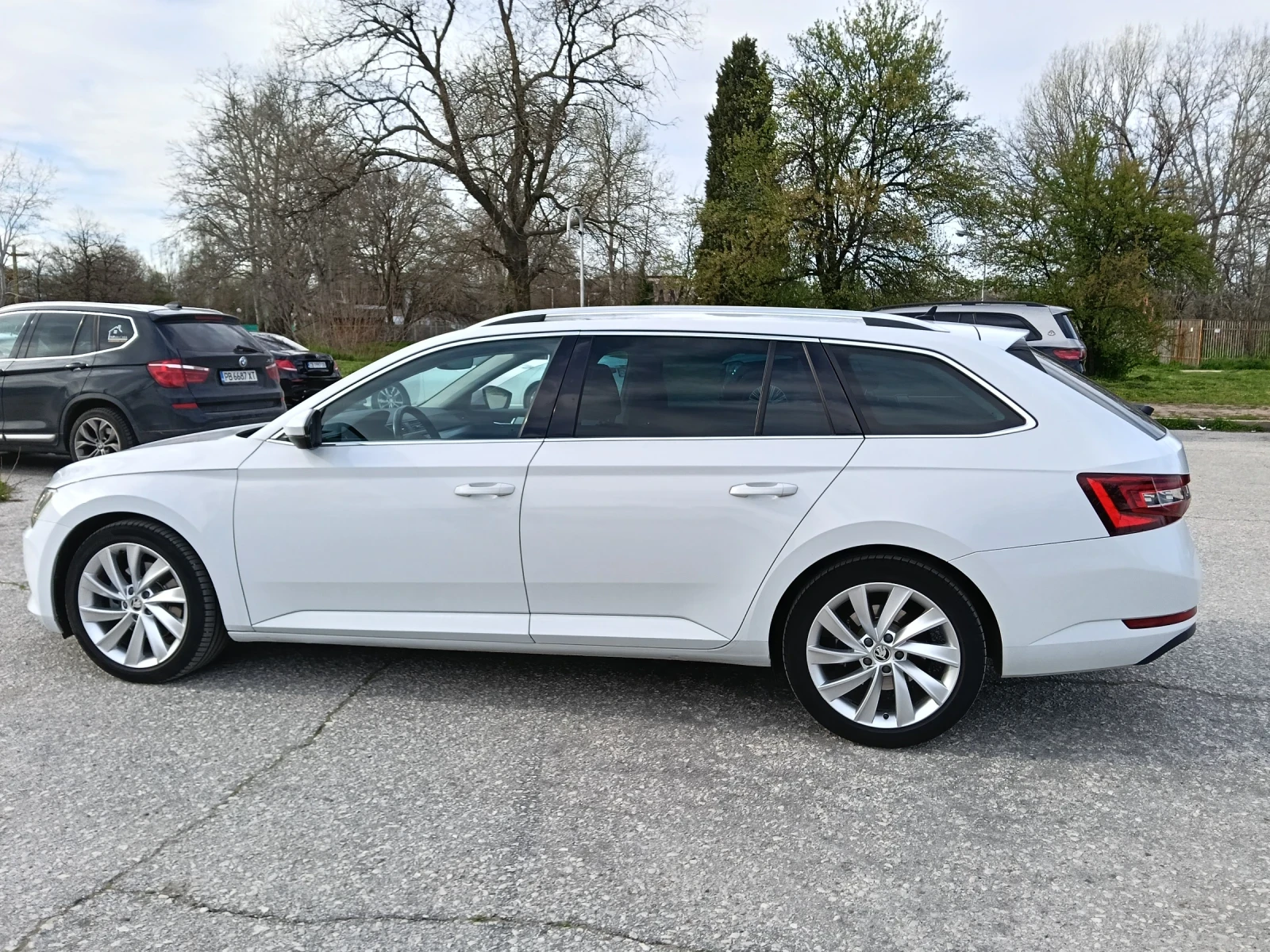 Skoda Superb, снимка 5 - Автомобили и джипове - 54127119