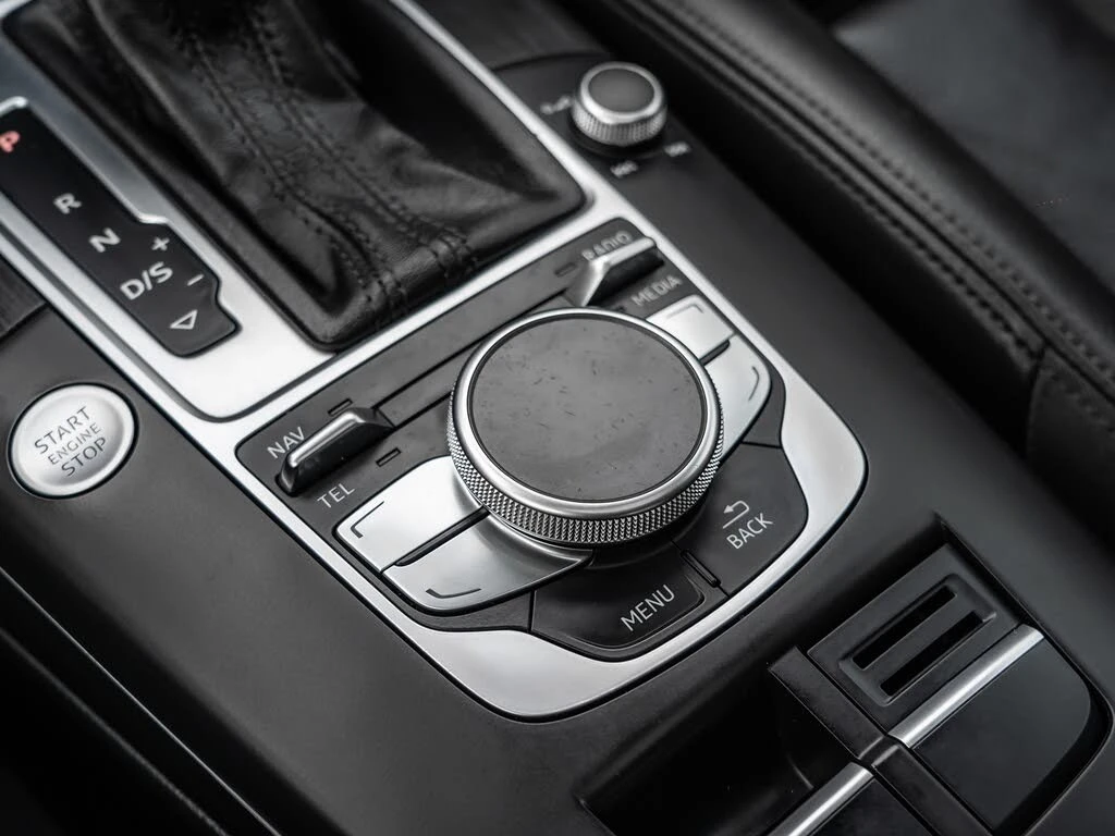 Audi A3 e-tron* Prestige* АвтоКредит* (ЦЕНА ДО БГ), снимка 11 - Автомобили и джипове - 54128183