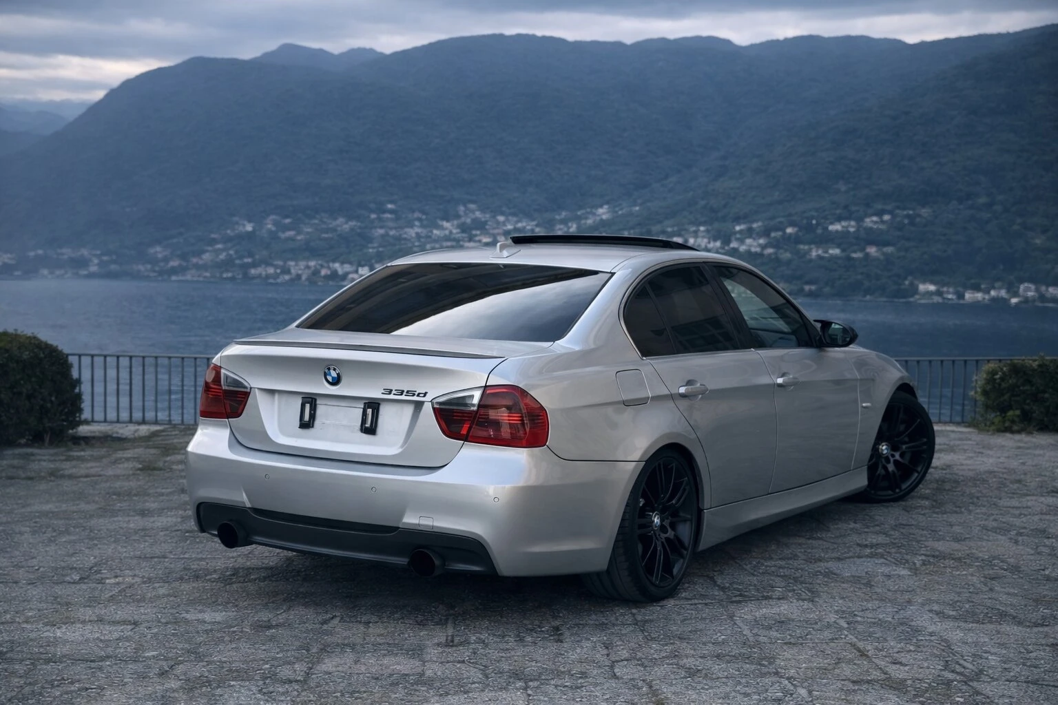 BMW 335 Keyless/Mpack/Шибидах, снимка 4 - Автомобили и джипове - 54238147