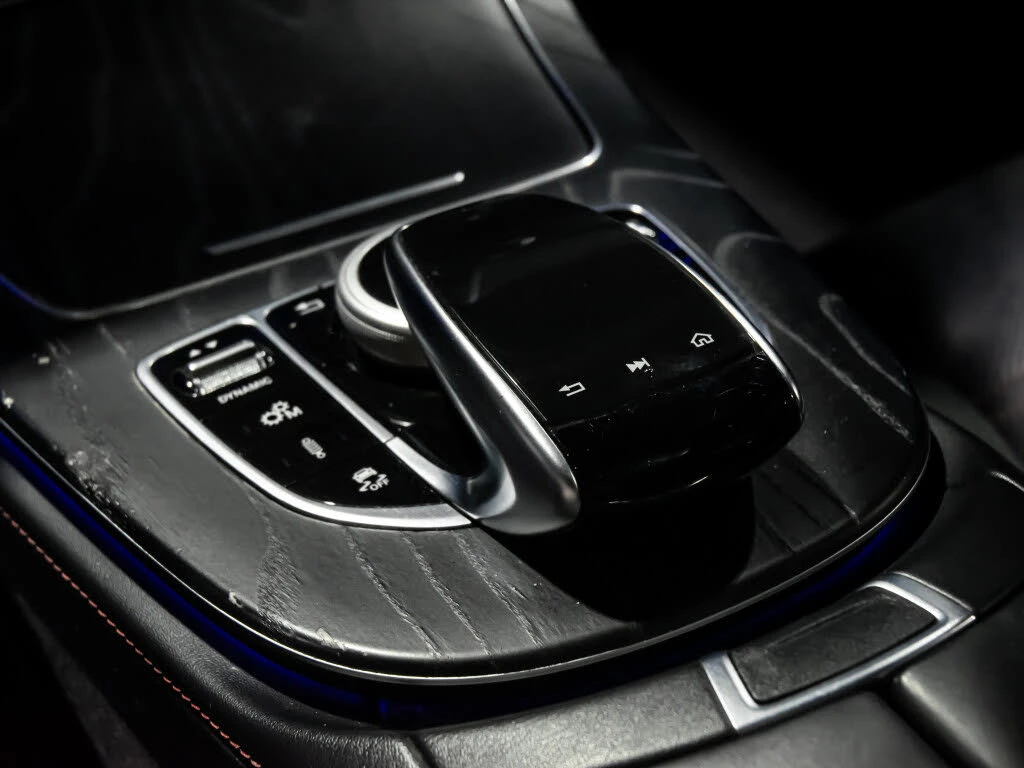 Mercedes-Benz E 53 AMG Sedan 4MATIC+ , снимка 13 - Автомобили и джипове - 54577934