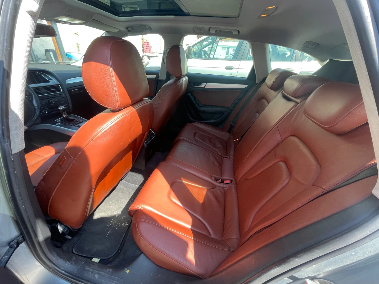Audi A4, снимка 8 - Автомобили и джипове - 54779926