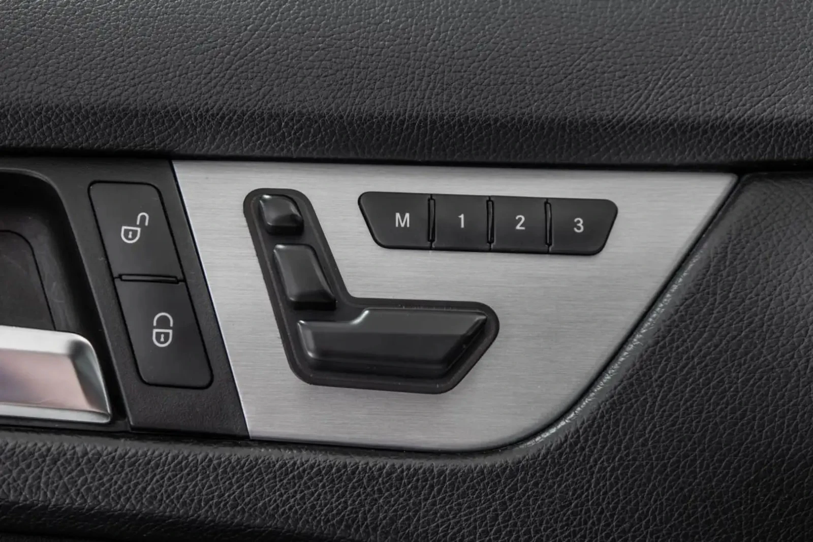 Mercedes-Benz C 350 4matic ���� �� �������� ����������� & ���������� | Mobile.bg � ����������� 15