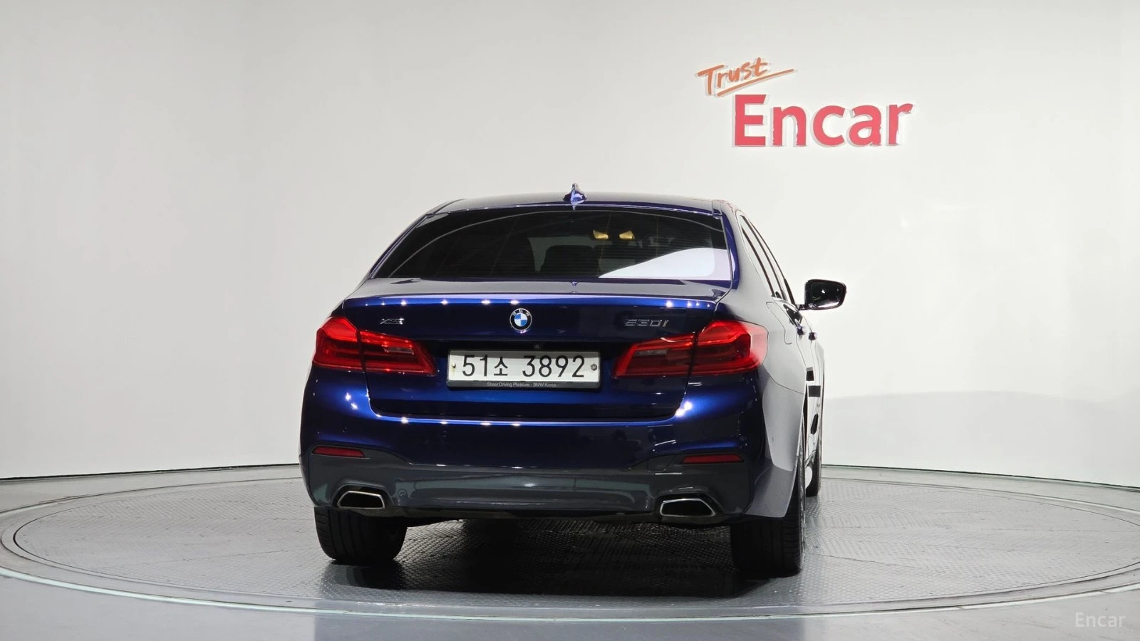 BMW 530 M Pack * Head Up * ���������� * (���� �� ��) | Mobile.bg � ����������� 4