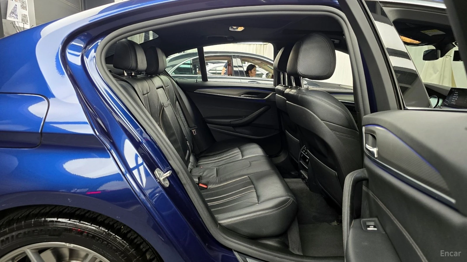BMW 530 M Pack * Head Up * ���������� * (���� �� ��) | Mobile.bg � ����������� 16