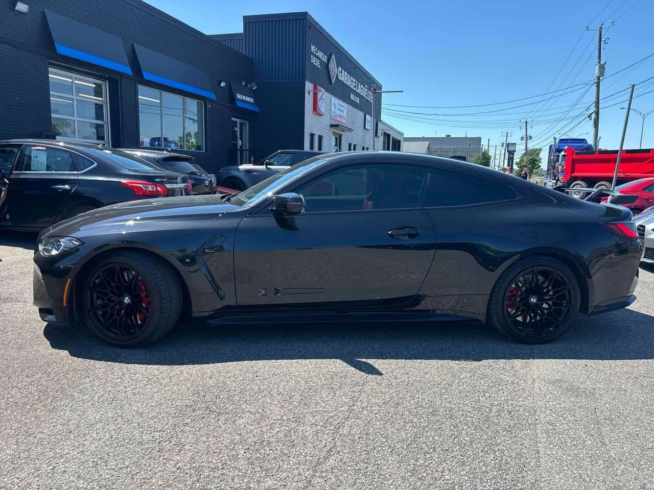 BMW M4 Competition M xDrive | CARFAX | АВТОКРЕДИТ , снимка 3 - Автомобили и джипове - 55568213