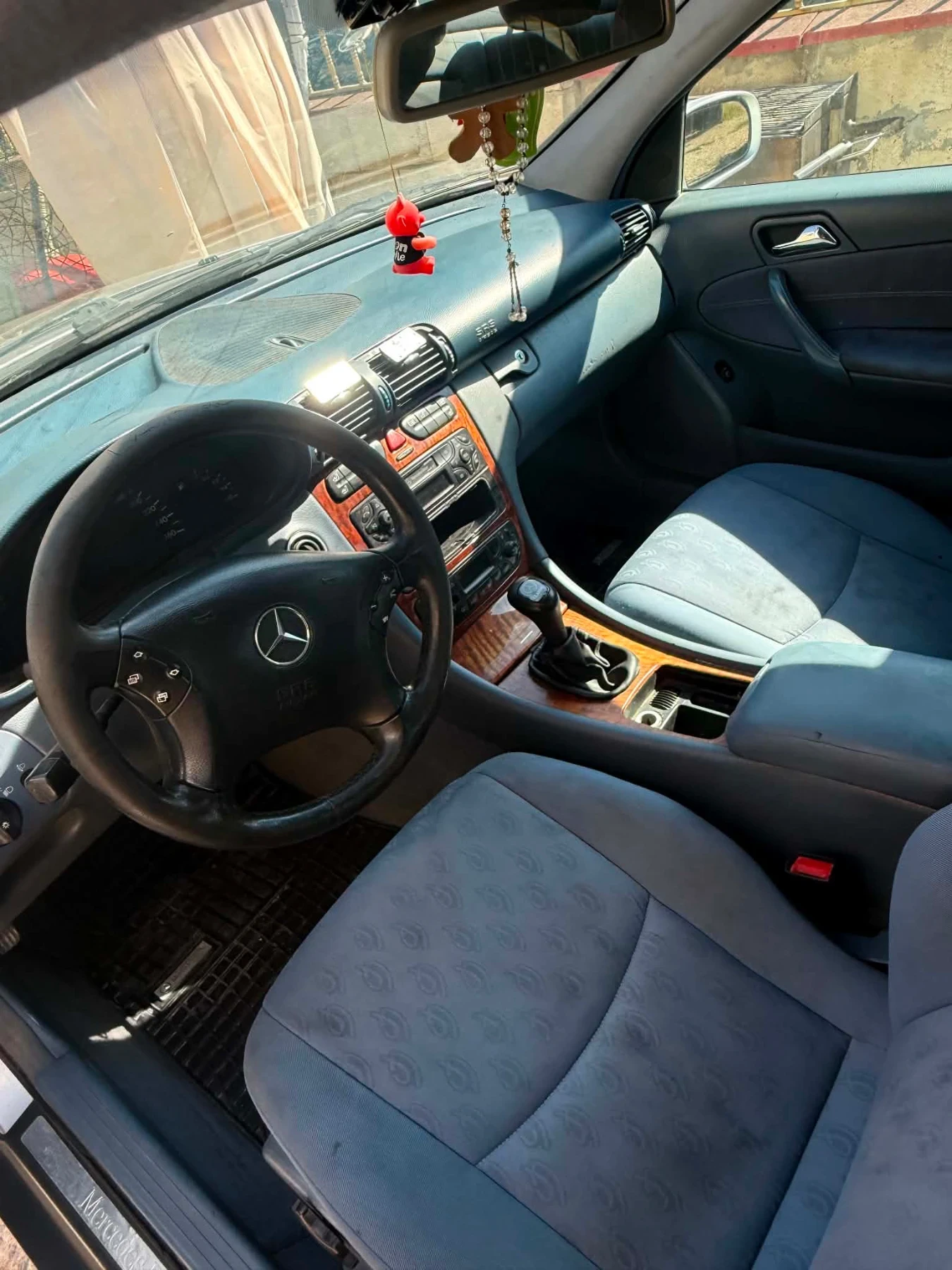 Mercedes-Benz 220 C220, снимка 5 - Автомобили и джипове - 55623608