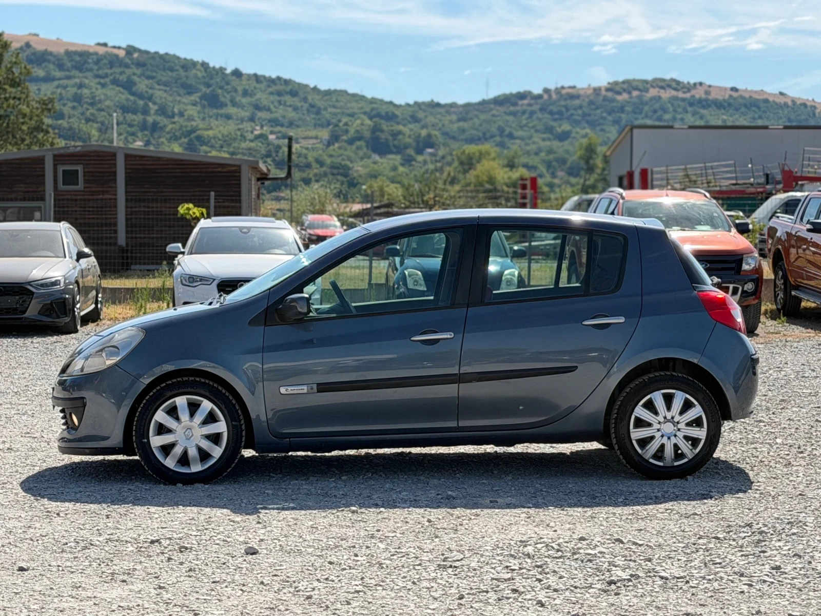 Renault Clio 1.2i * Климатик* * 92 000км* , снимка 7 - Автомобили и джипове - 55923015