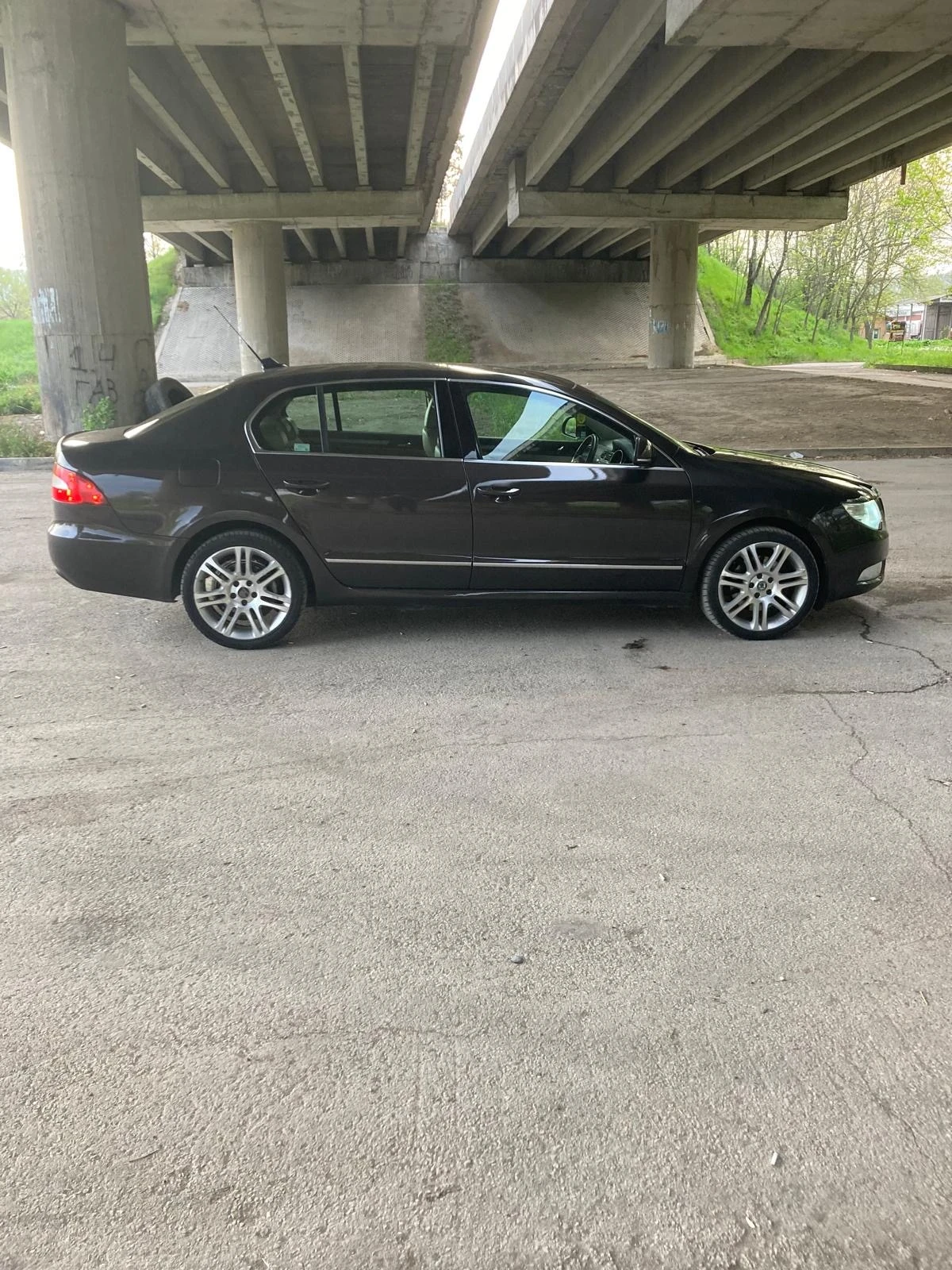 Skoda Superb, снимка 7 - Автомобили и джипове - 55963239