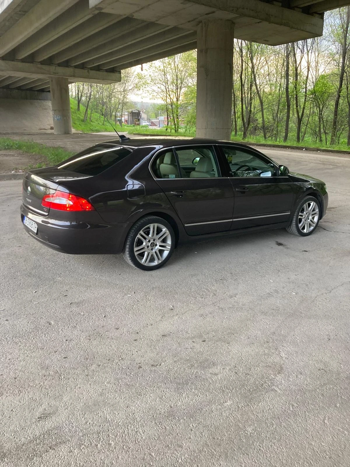 Skoda Superb, снимка 8 - Автомобили и джипове - 55963239