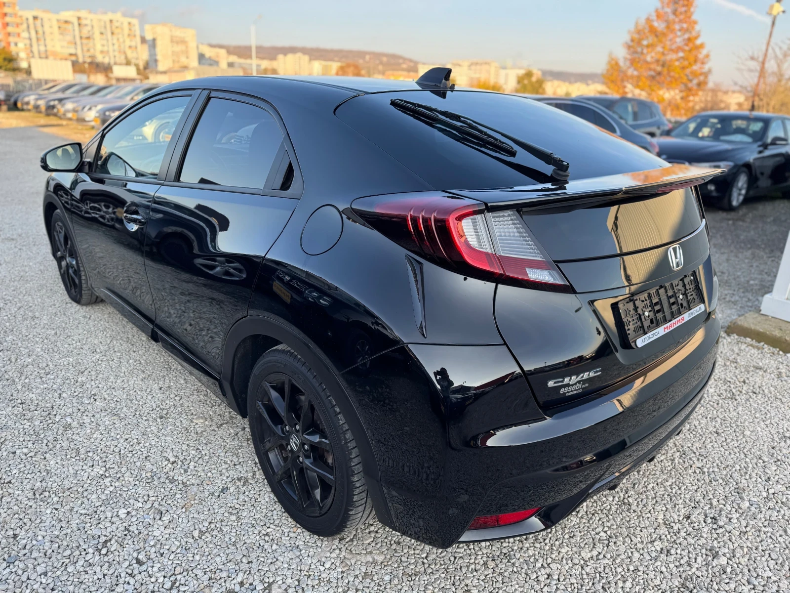 Honda Civic 1.6 iDTEC, снимка 4 - Автомобили и джипове - 56170477