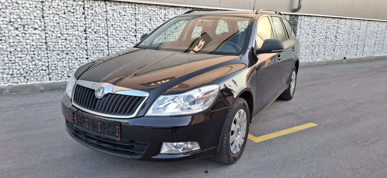 Skoda Octavia 1.6 MPI 102 ps  KOMBI, снимка 4 - Автомобили и джипове - 56241615