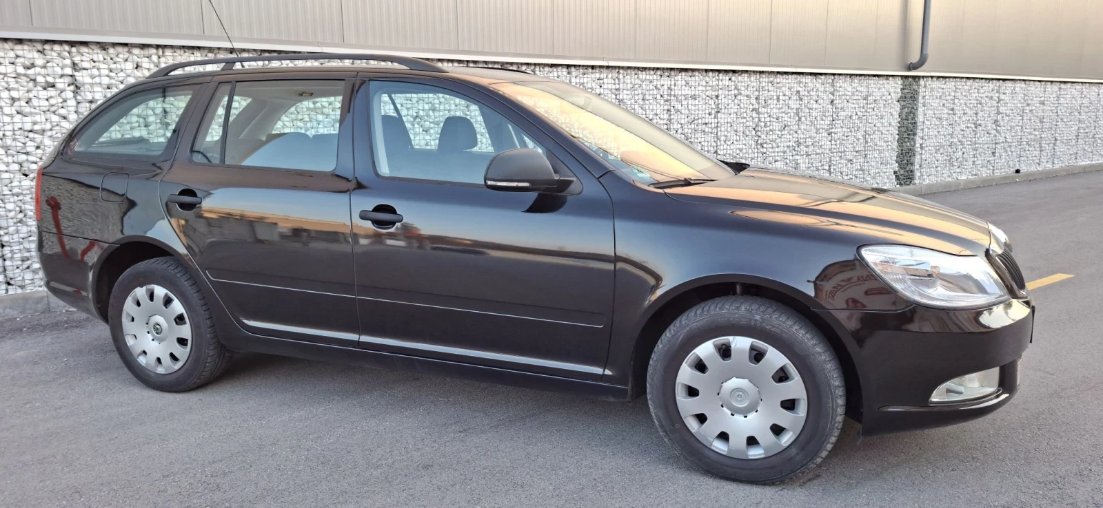Skoda Octavia 1.6 MPI 102 ps  KOMBI, снимка 8 - Автомобили и джипове - 56241615
