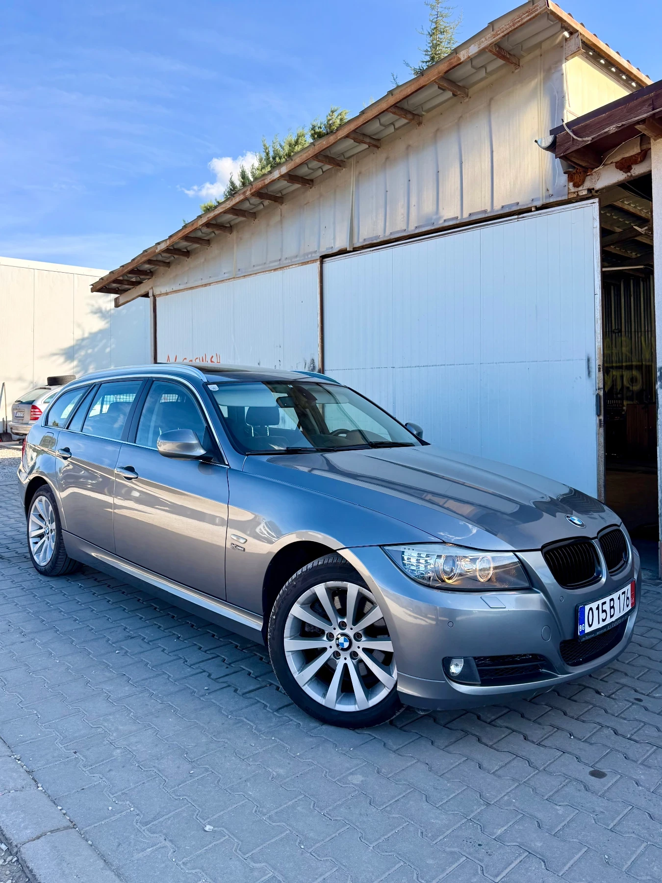 BMW 330 Реална* Топ* Фейс* Лизинг* Бартер* , снимка 4 - Автомобили и джипове - 56324312
