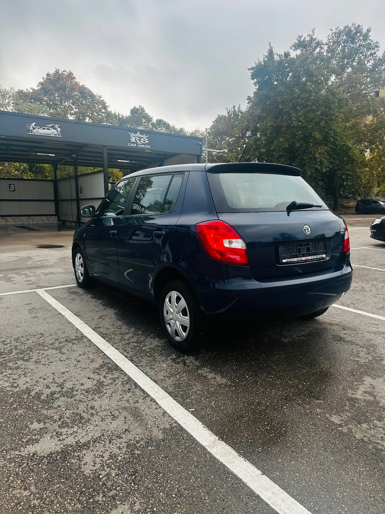 Skoda Fabia 1.2 HTP, снимка 12 - Автомобили и джипове - 56616241