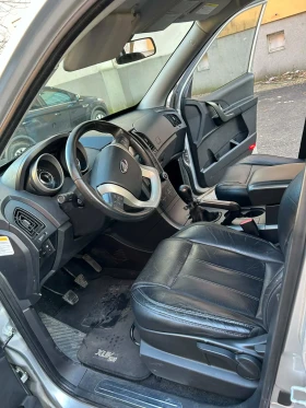 Mahindra XUV 500 2.2, снимка 11