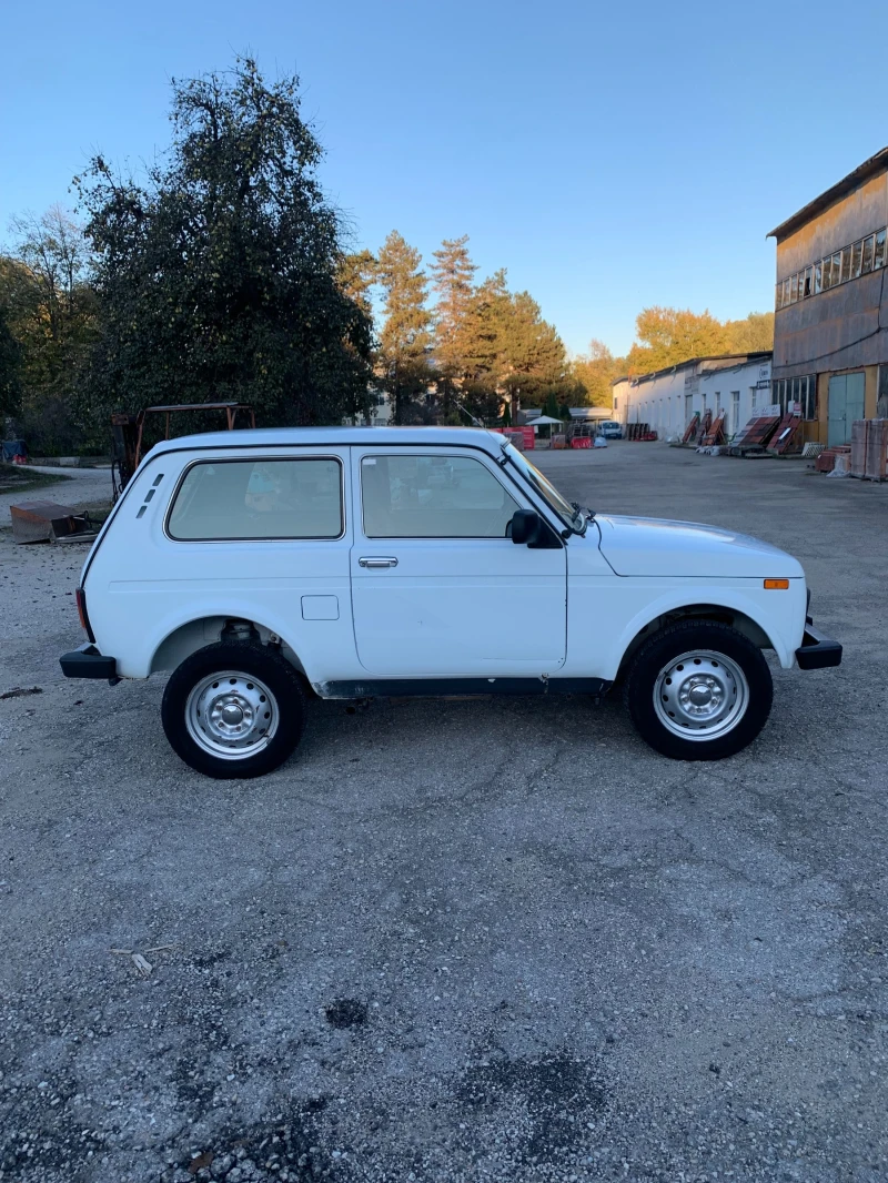 Lada Niva, снимка 3 - Автомобили и джипове - 47670075