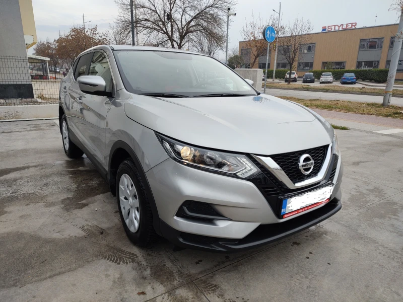 Nissan Qashqai 1.5 DCI, снимка 4 - Автомобили и джипове - 48357354