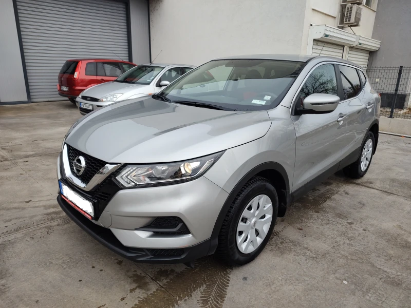 Nissan Qashqai 1.5 DCI, снимка 2 - Автомобили и джипове - 48357354