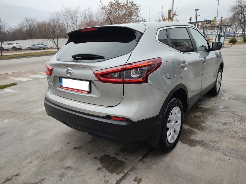 Nissan Qashqai 1.5 DCI, снимка 8 - Автомобили и джипове - 48357354