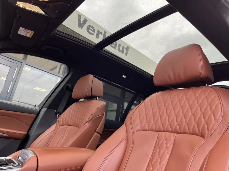 BMW X7 40i/381HP/M-SPORT/360/xDRIVE/PANO/758v, снимка 10 - Автомобили и джипове - 52157514