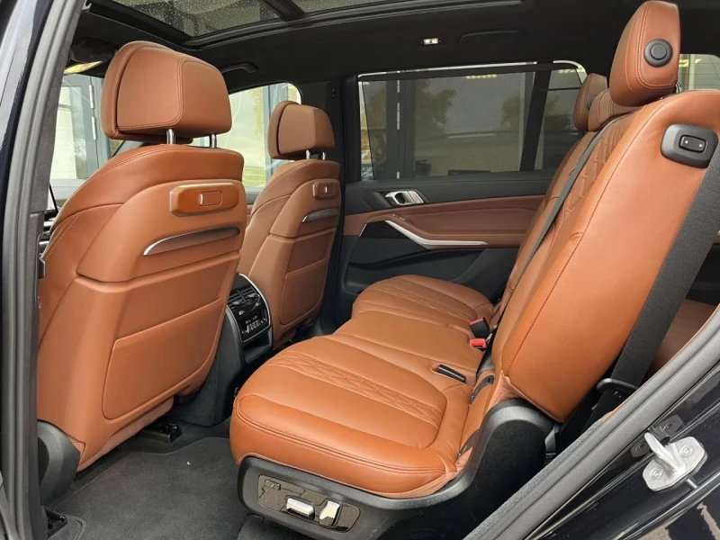 BMW X7 40i/381HP/M-SPORT/360/xDRIVE/PANO/758v, снимка 12 - Автомобили и джипове - 52157514