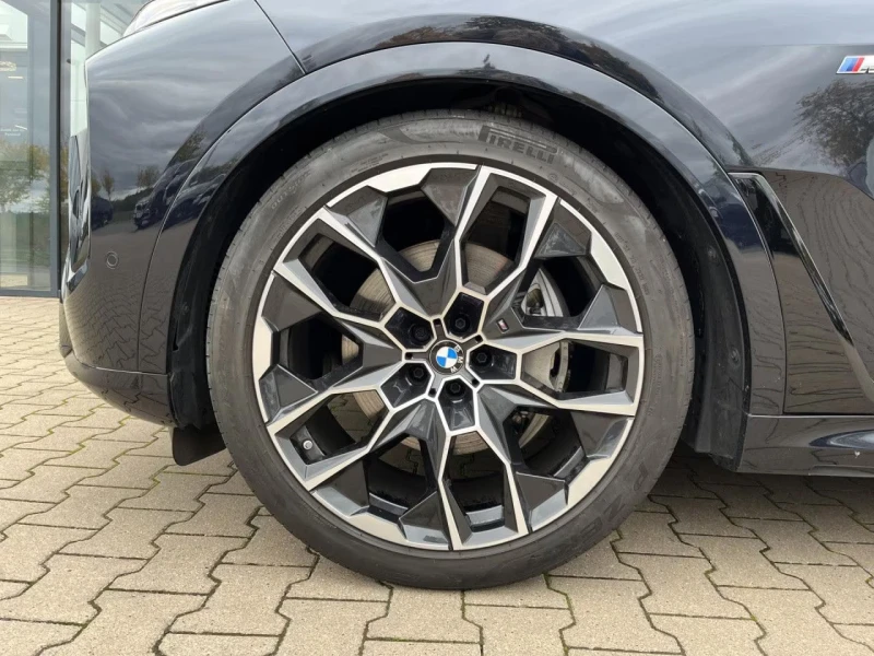 BMW X7 40i/381HP/M-SPORT/360/xDRIVE/PANO/758v, снимка 5 - Автомобили и джипове - 52157514