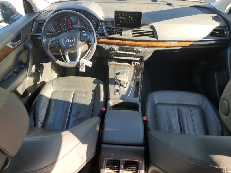 Audi Q5 Premium, снимка 7 - Автомобили и джипове - 52912021