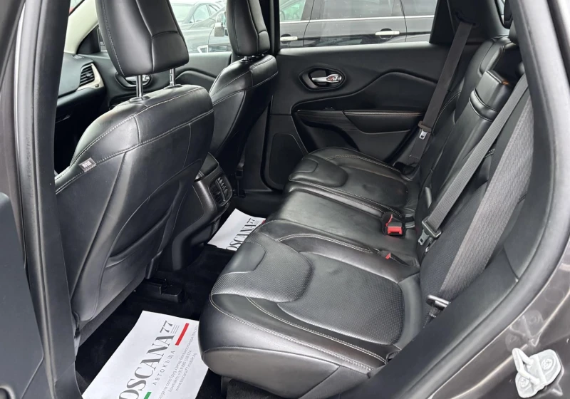 Jeep Cherokee 2.0mjt* Limited* Full* 4x4* Панорама* Сервизна Ист, снимка 10 - Автомобили и джипове - 53385352