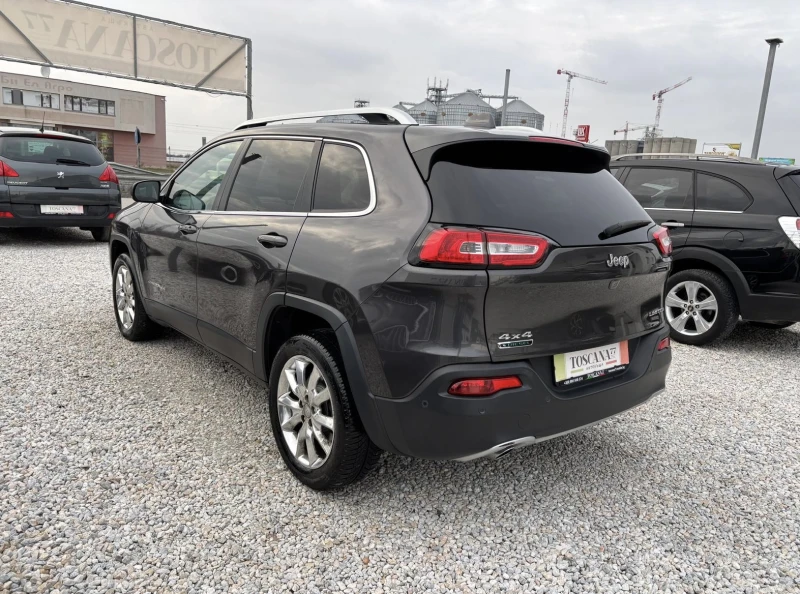 Jeep Cherokee 2.0mjt* Limited* Full* 4x4* Панорама* Сервизна Ист, снимка 3 - Автомобили и джипове - 53385352
