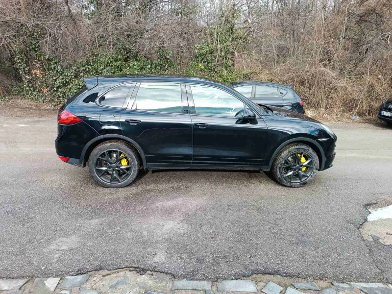 Porsche Cayenne  BOSE, NAVI, КОЖА, снимка 3 - Автомобили и джипове - 53420201