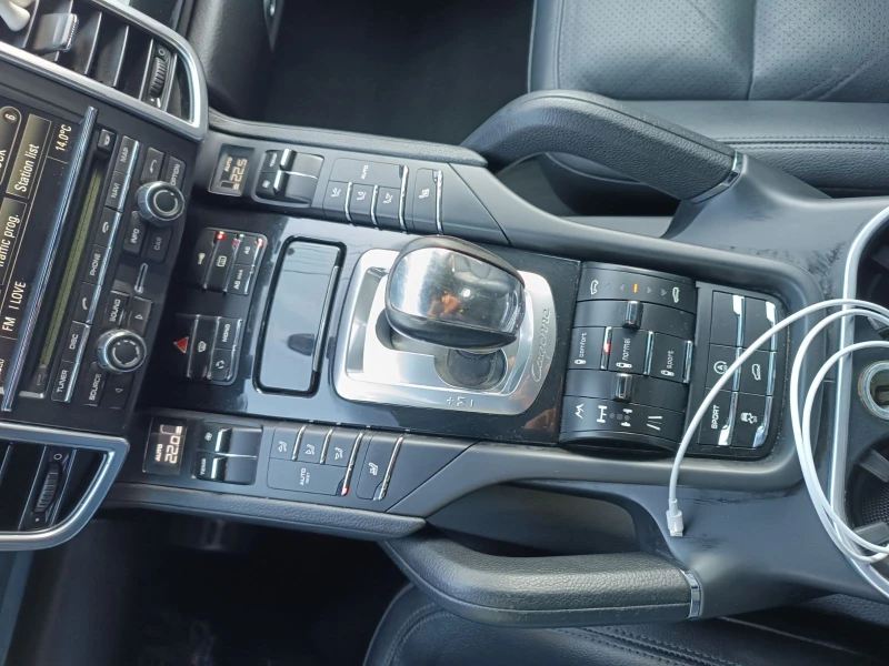 Porsche Cayenne  BOSE, NAVI, КОЖА, снимка 13 - Автомобили и джипове - 53420201