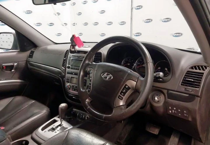 Hyundai Santa fe, снимка 15 - Автомобили и джипове - 52528179