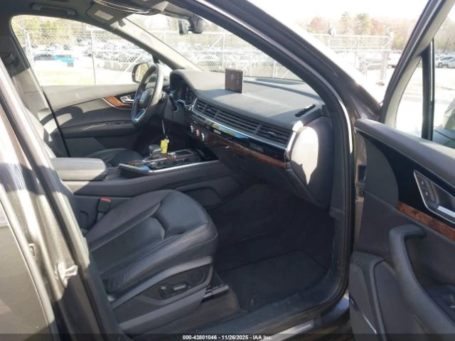 Audi Q7 100k km* 4х4* Памет* Амбиент* Камера* Bose - изображение 8