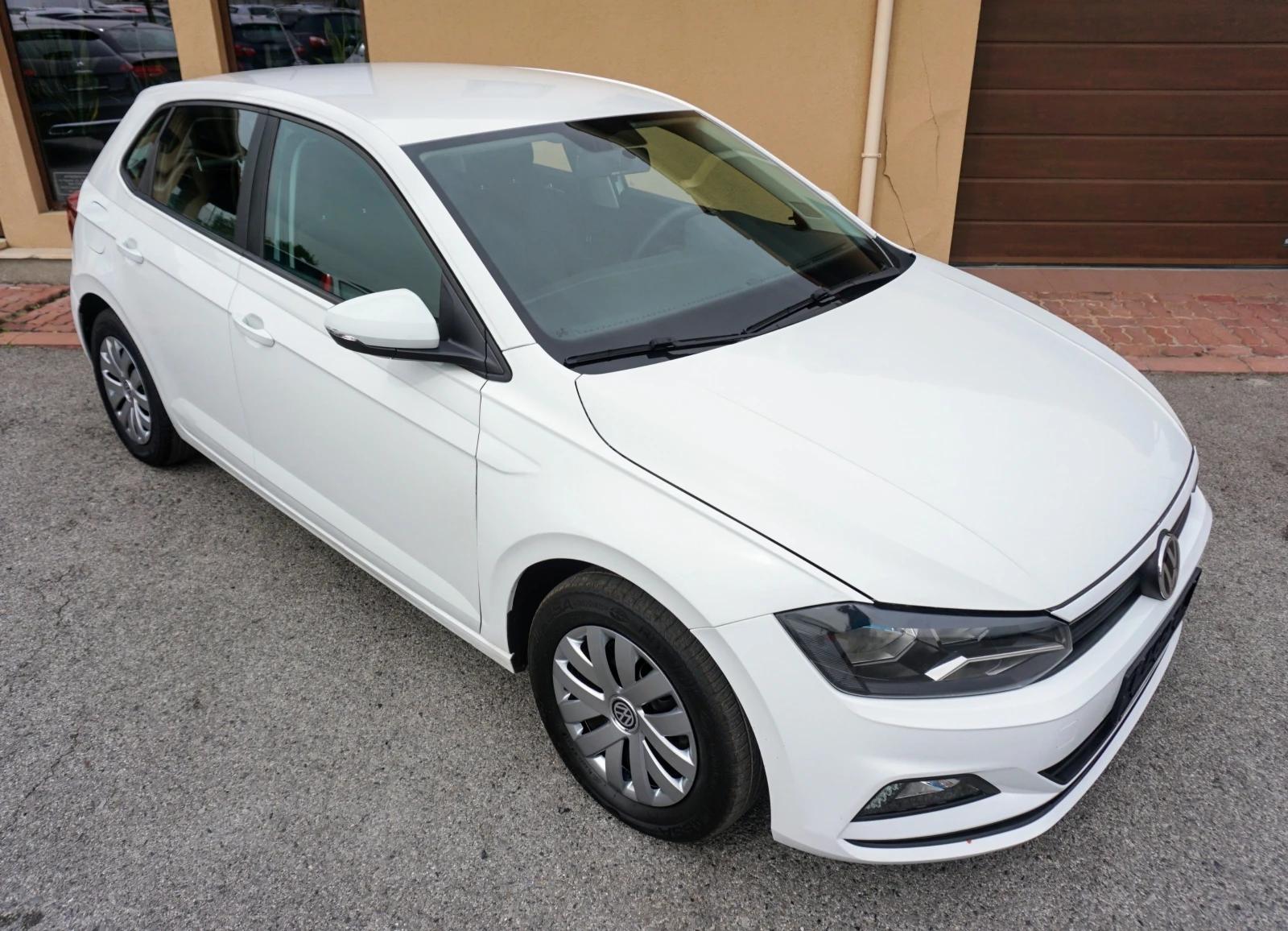 VW Polo 1.6 TDI EURO 6C - изображение 2