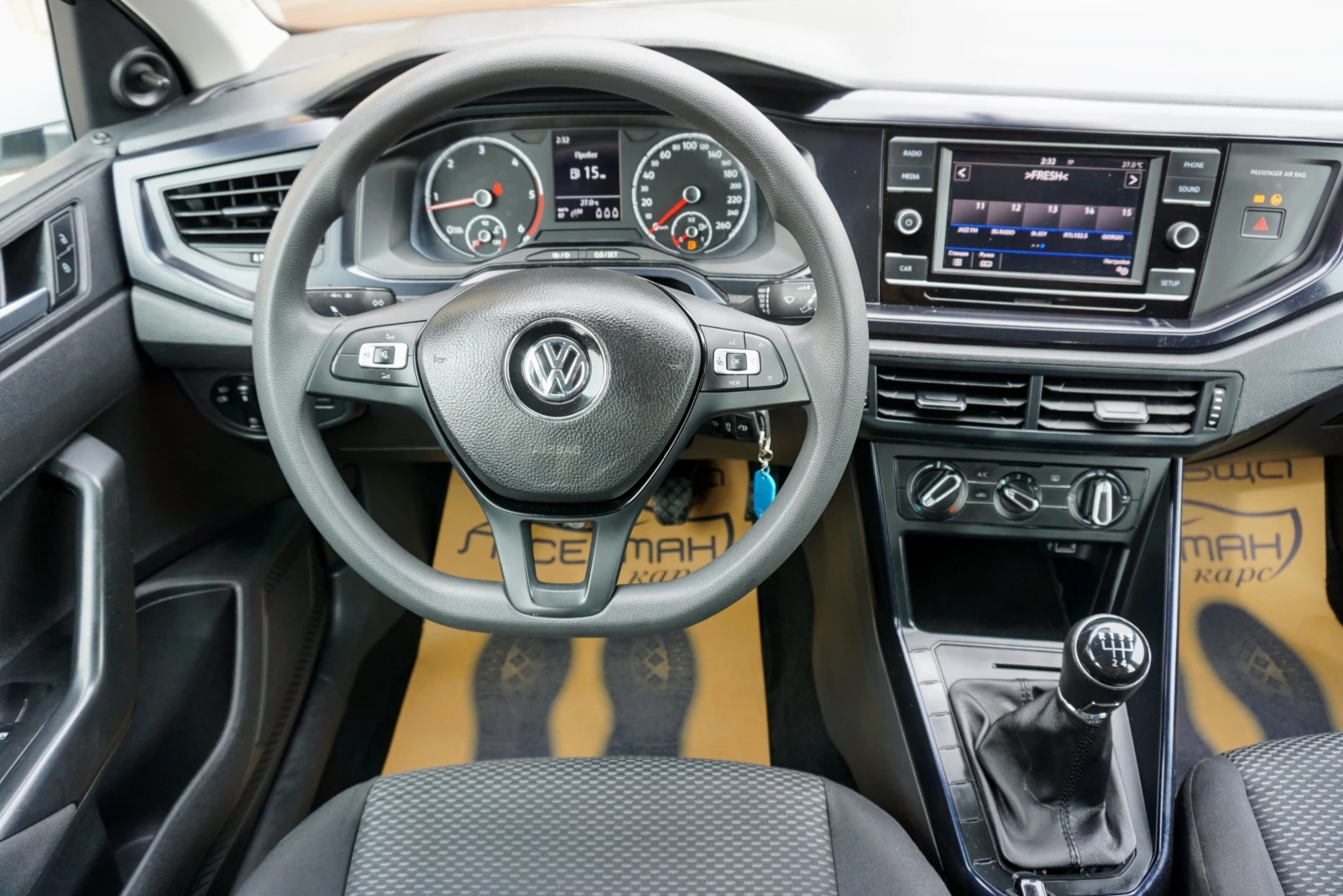 VW Polo 1.6 TDI EURO 6C - изображение 10