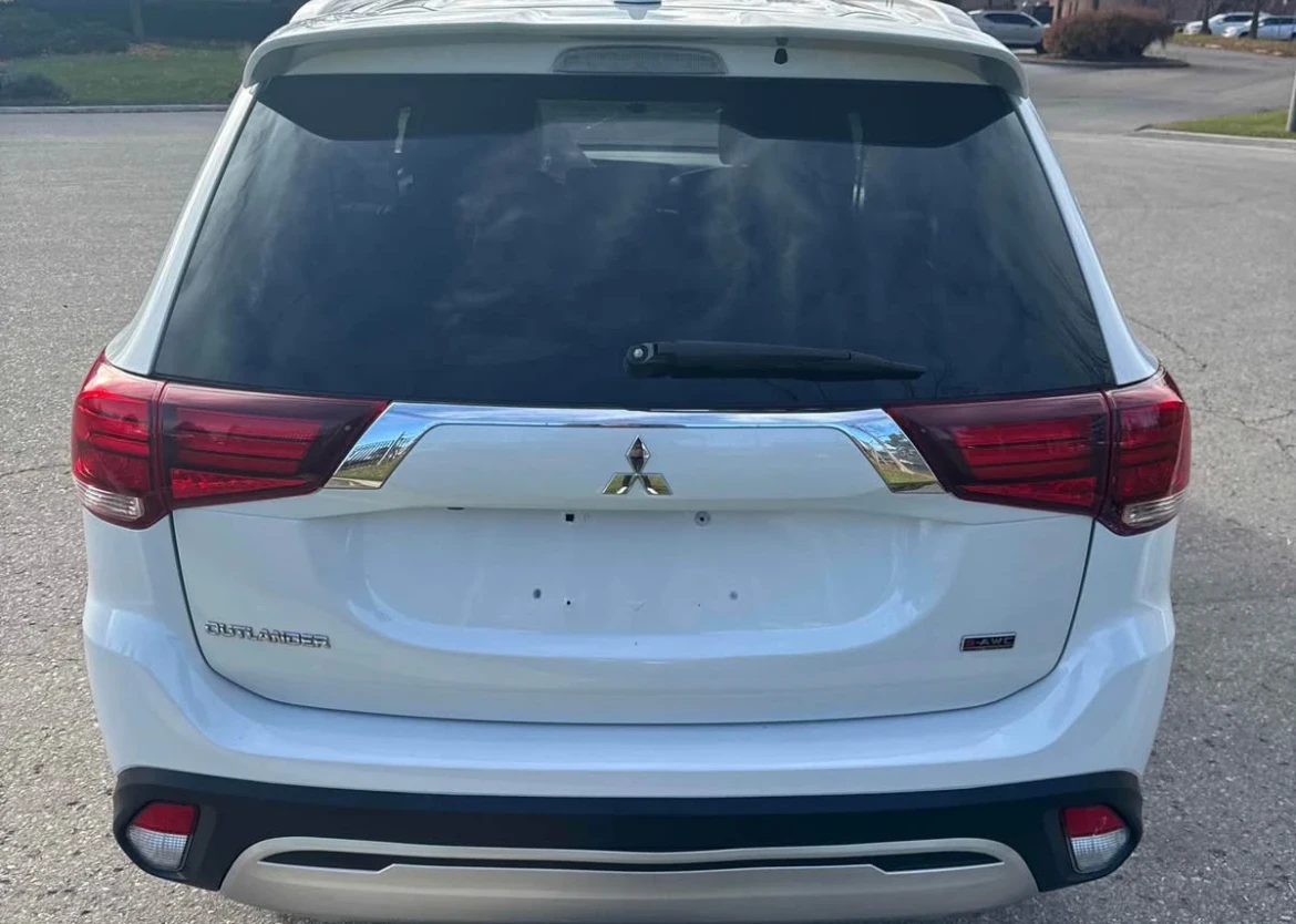 Mitsubishi Outlander S-AWC * * KEYLESS * * ПОДГРЕВ * * CARFAX * *  - изображение 5