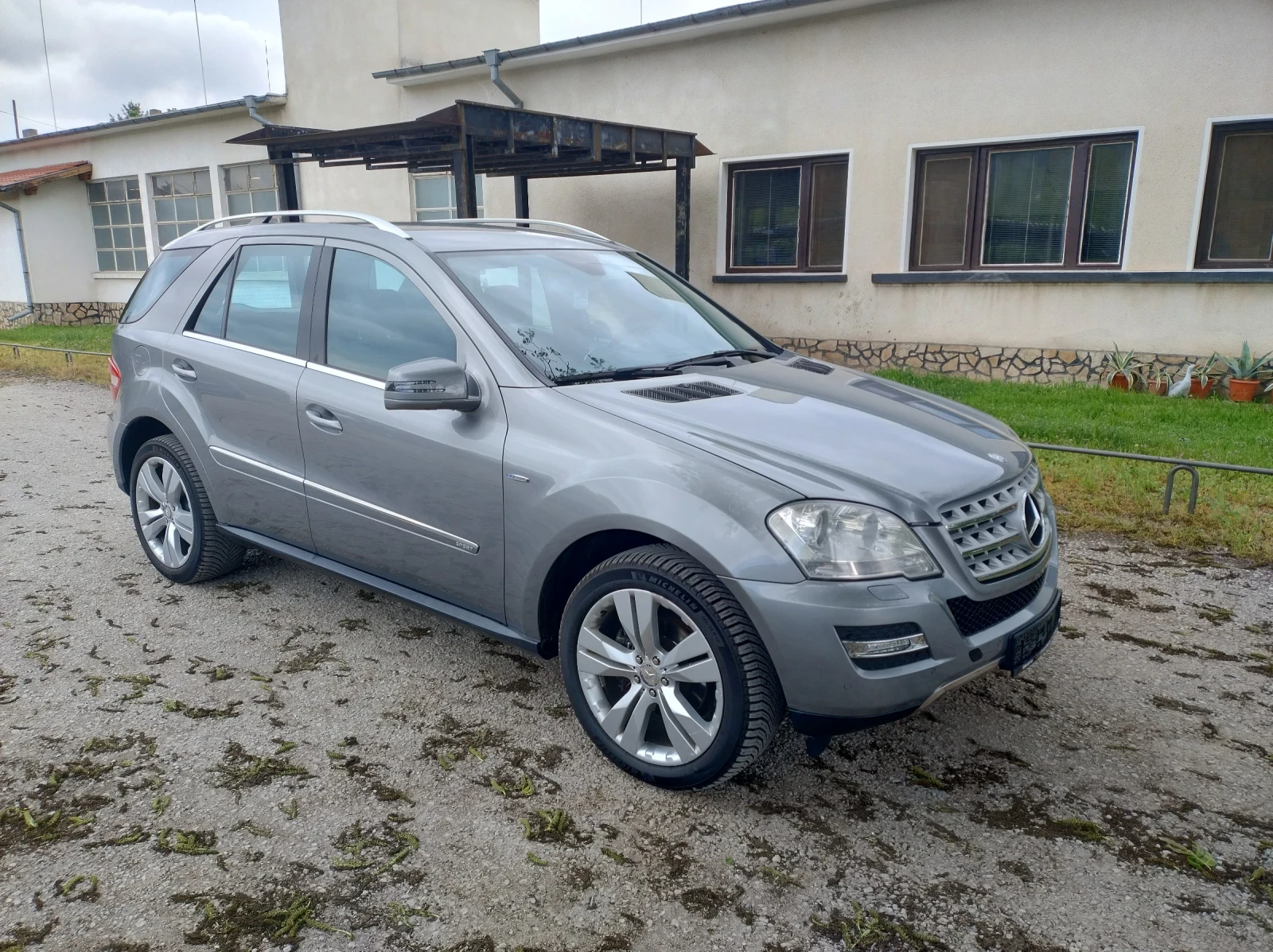 Mercedes-Benz ML 350 CDI FACE LIFT 4 MATIC BLUETEC , снимка 2 - Автомобили и джипове - 53141920