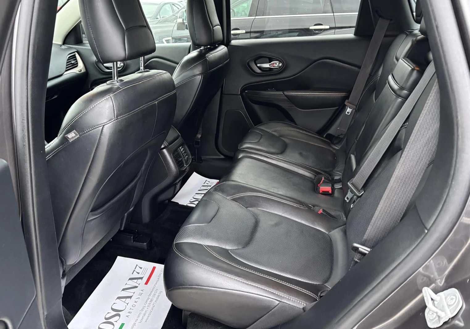 Jeep Cherokee 2.0mjt* Limited* Full* 4x4* Панорама* Сервизна Ист - изображение 10