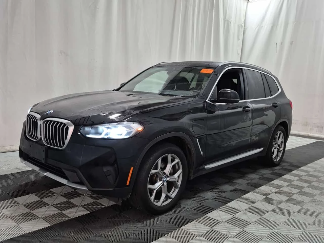 BMW X3 xDrive30e | PANO | KEYLESS | ПОДГРЕВИ | CARFAX