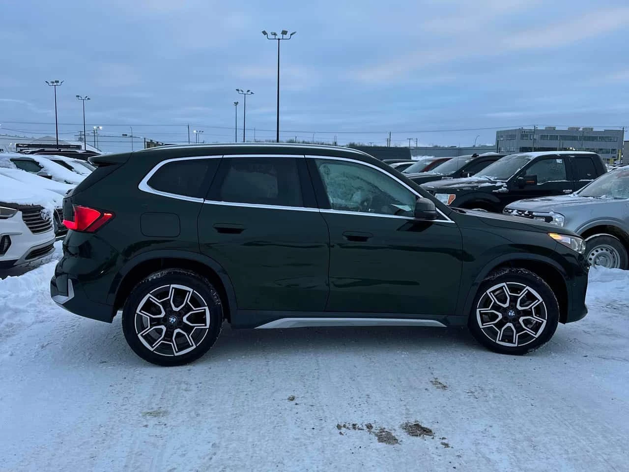 BMW X1 * xDrive28i * CARFAX * БЕЗ ПЪРВОНАЧАЛНА ВНОСКА, снимка 3 - Автомобили и джипове - 53940775