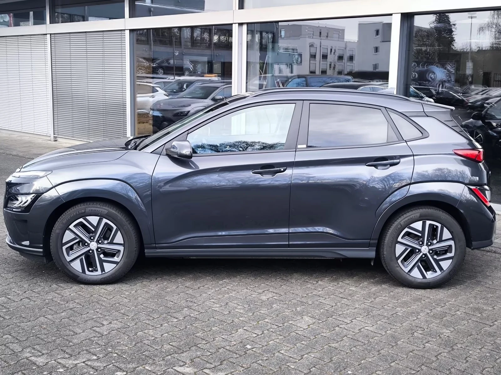 Hyundai Kona Prime, снимка 3 - Автомобили и джипове - 54144931