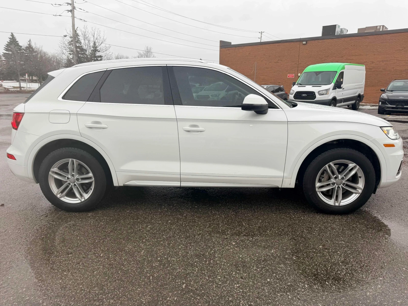 Audi Q5 TECHNIK * CAR FAX * АВТО КРЕДИТ * , снимка 3 - Автомобили и джипове - 54285763