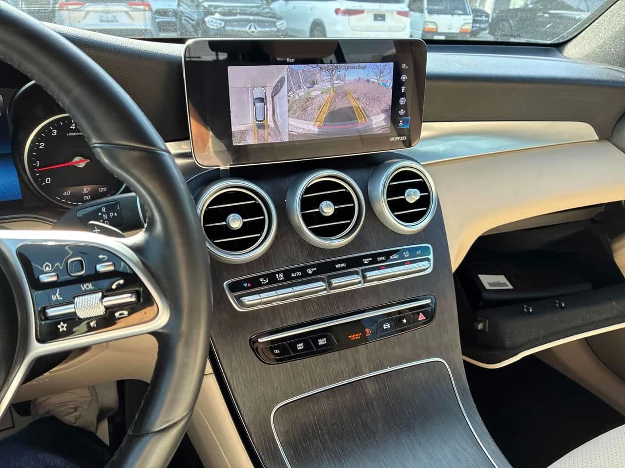 Mercedes-Benz GLC 300 | DISTRONIC | 360 | �������� | ������� | CARFAX |  | Mobile.bg � ����������� 9