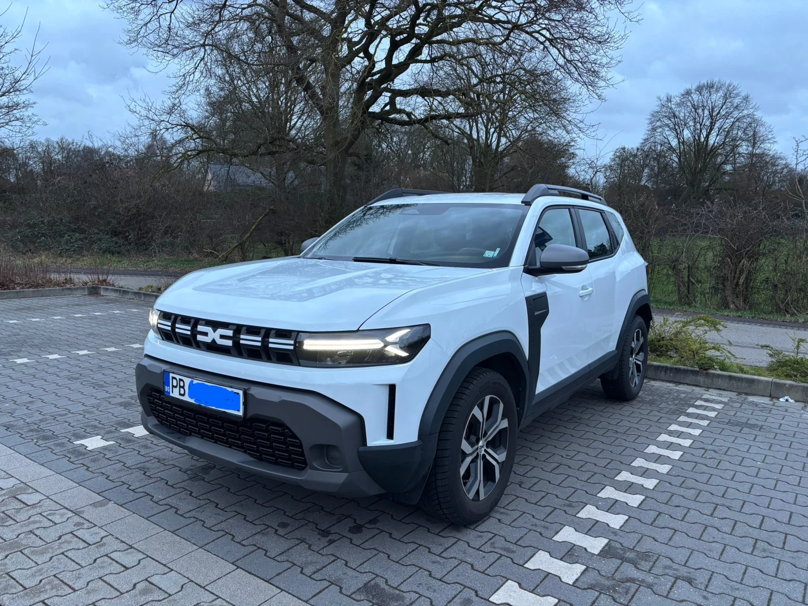 Dacia Duster Eco LPG / Бензин фабрично, снимка 11 - Автомобили и джипове - 54546337