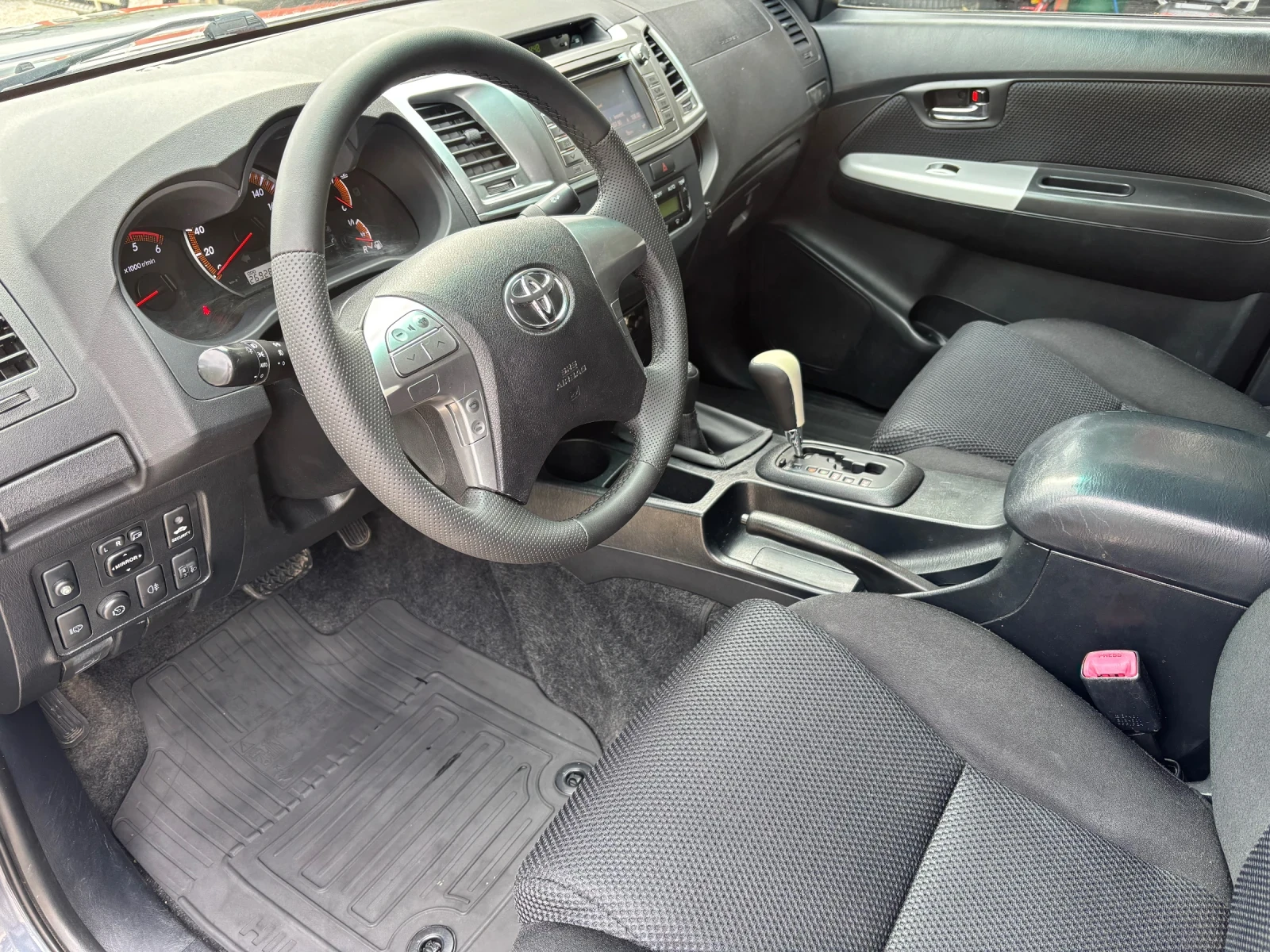 Toyota Hilux 3.0 D-4D | Mobile.bg � ����������� 8