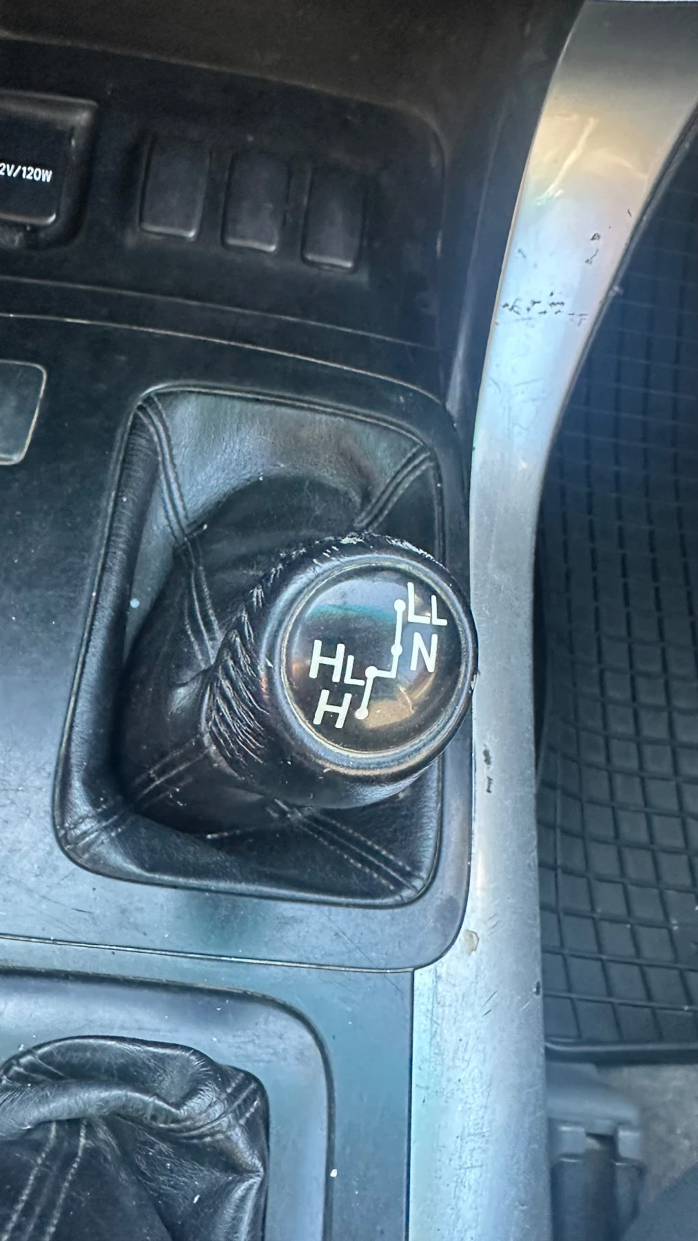 Toyota Land cruiser 4, 0 V6, снимка 7 - Автомобили и джипове - 54630188