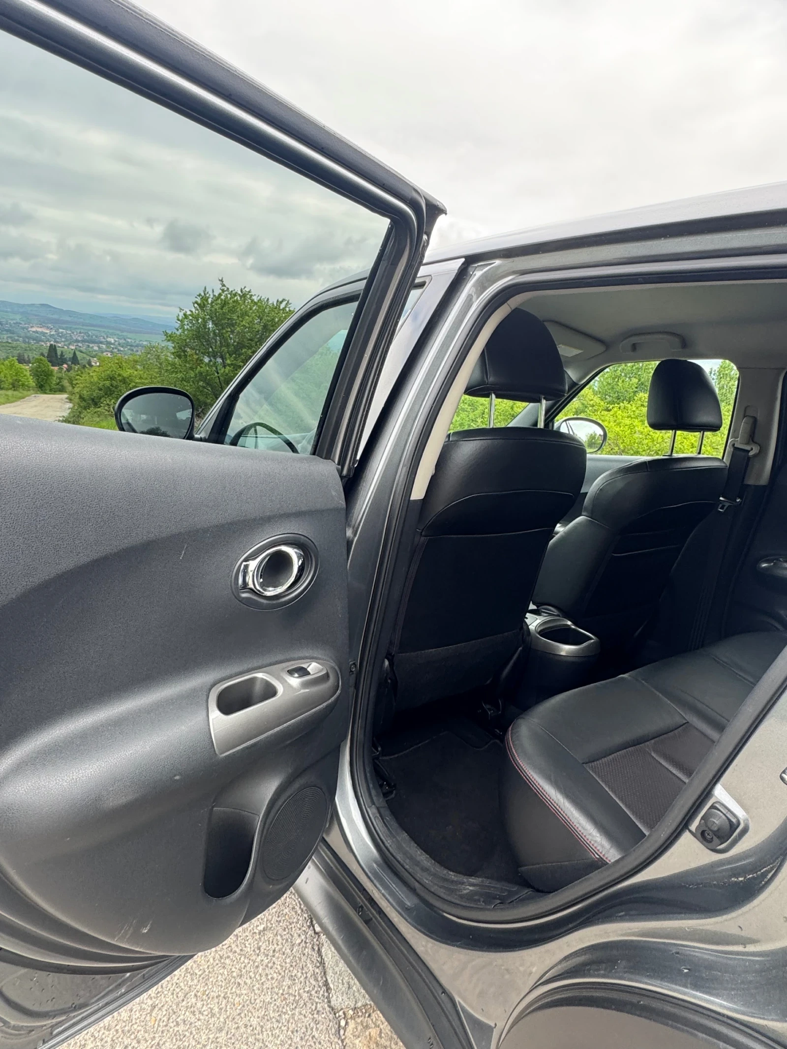 Nissan Juke, снимка 12 - Автомобили и джипове - 54948485