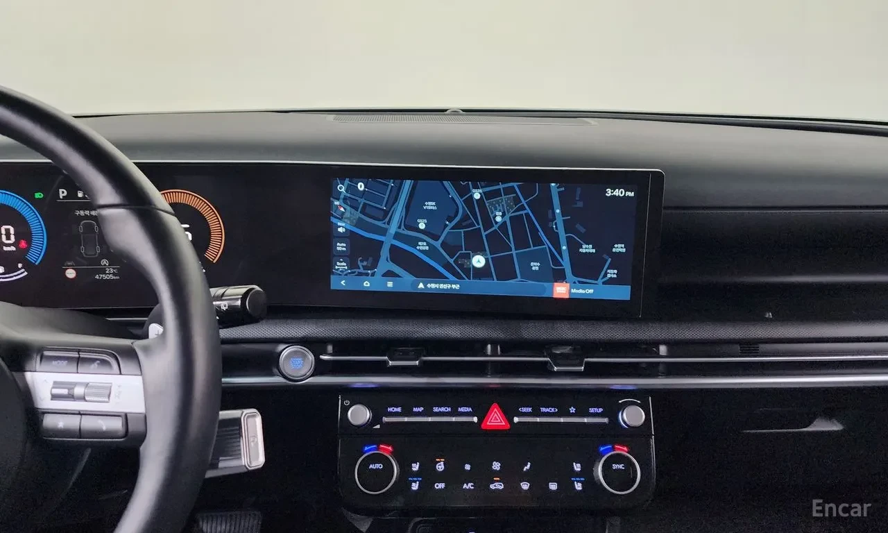 Hyundai Tucson Панорама | Кожа | LED | Камера | Навигация | Keyle, снимка 12 - Автомобили и джипове - 54970132