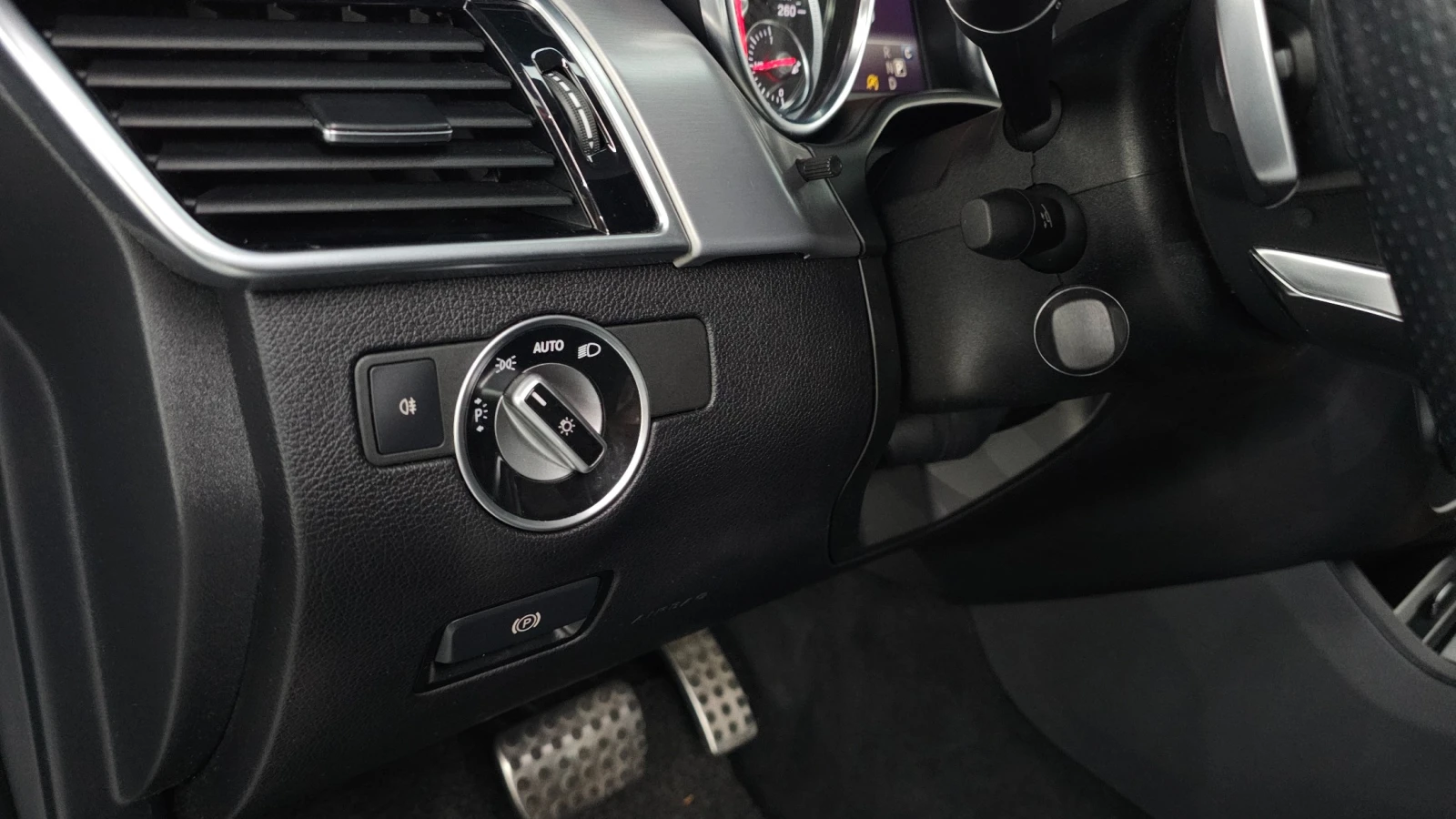Mercedes-Benz GLE 350 4Matic * 360 * ПОДГРЕВИ * HARMAN KARDON * ЛЮК, снимка 16 - Автомобили и джипове - 55198699